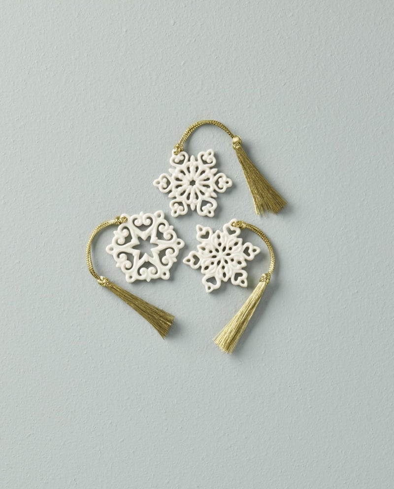 Lenox Ornament, Mini Snowflake 3-Piece Tree Ornament Set, Set Of 3, Porcelain Material, Gold Hanging Cord, Tree Decoration, Christmas Decorations, Christmas Ornaments, Snowflake Design (3 Pieces) - Image 2